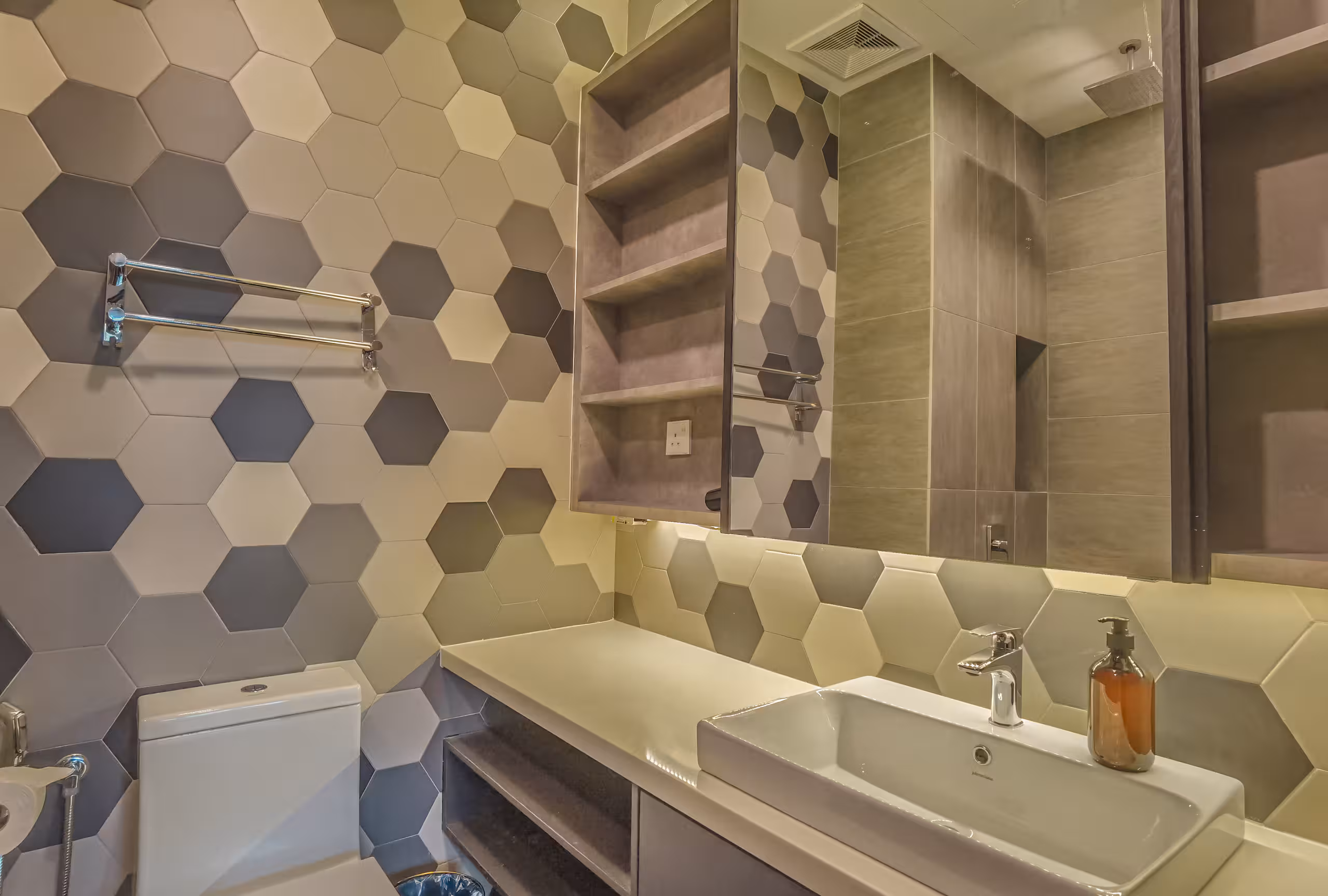 Studio Condo in BGC