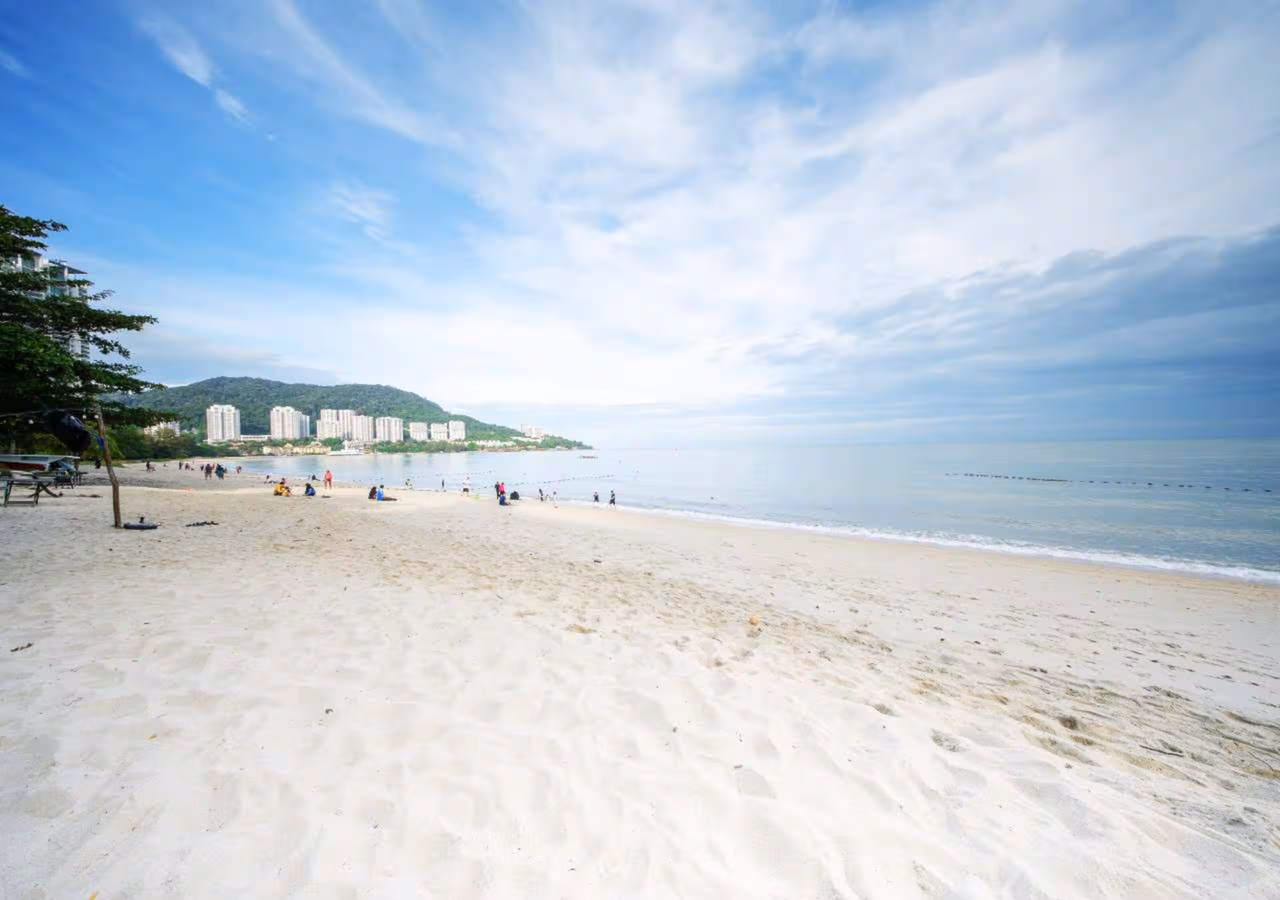 Studio Unit with Beach Access