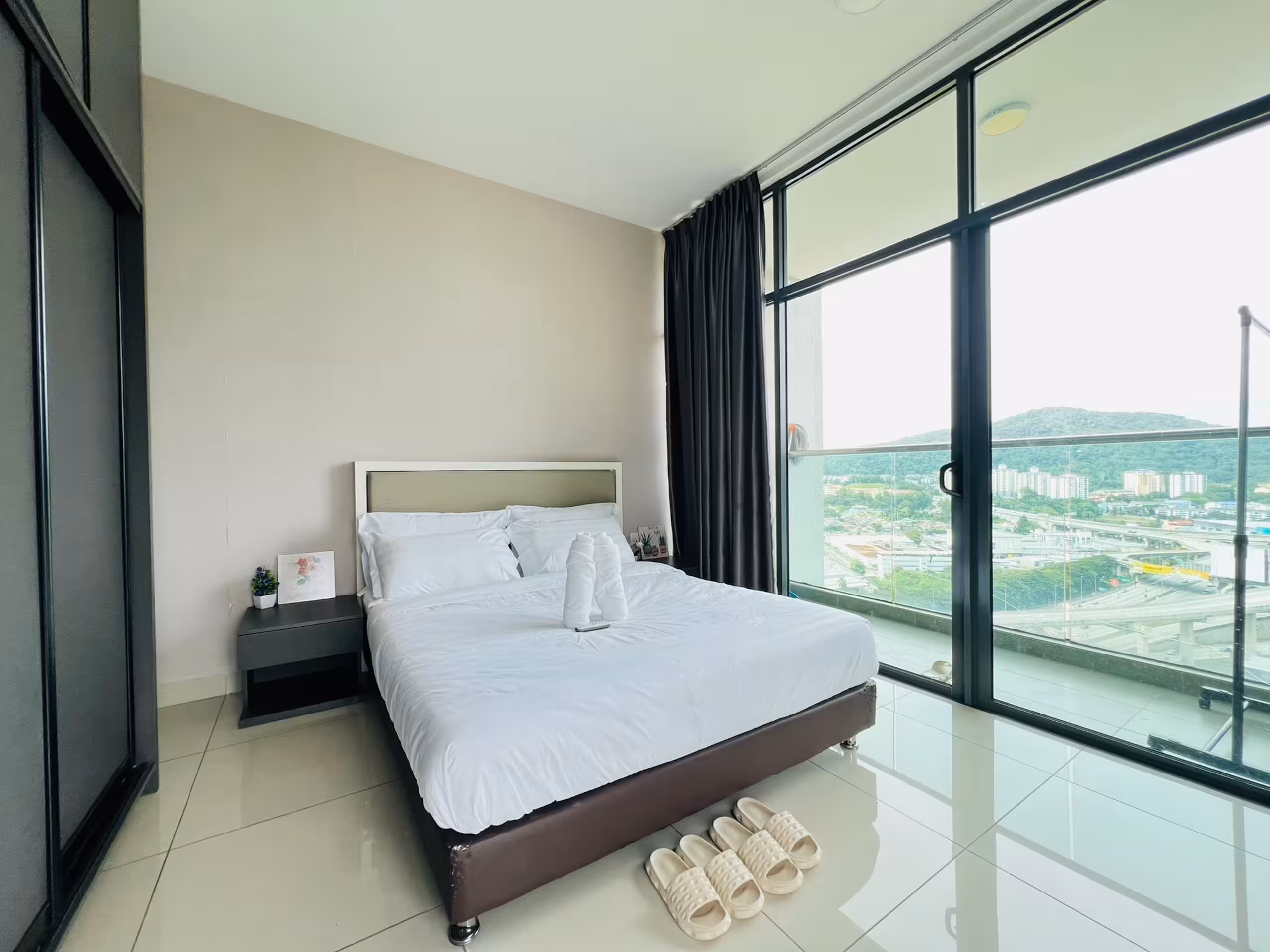 Studio Condo at Sky Romance