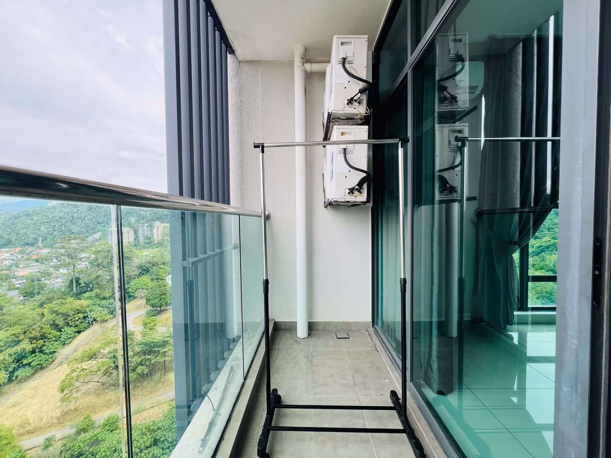 Studio Condo at Sky Romance