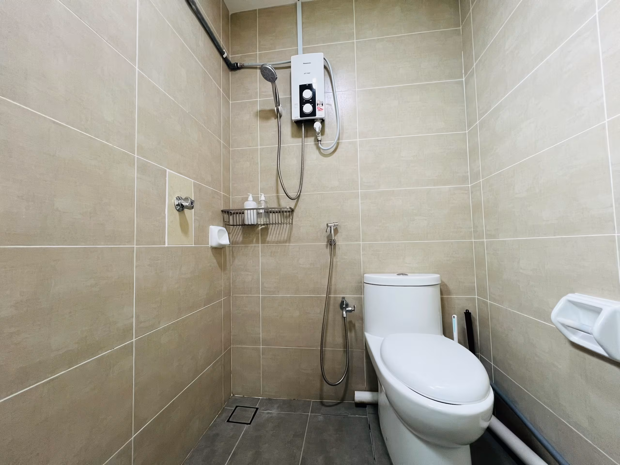 Studio Condo at Sky Romance