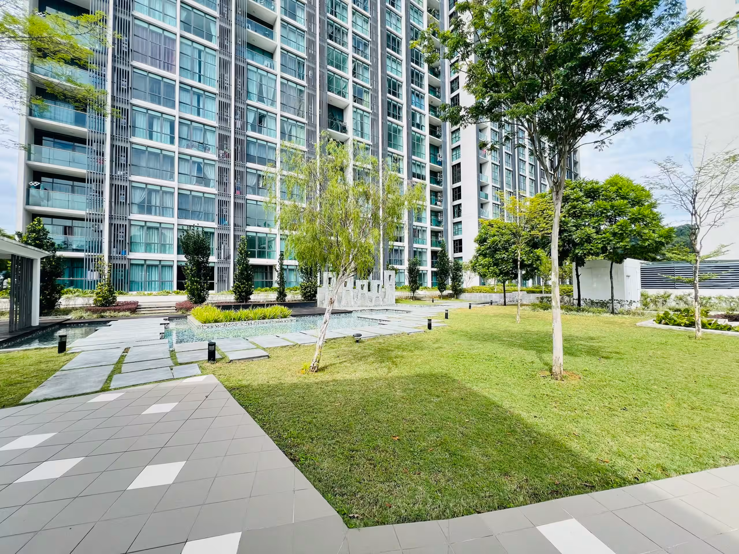 Studio Condo at Sky Romance