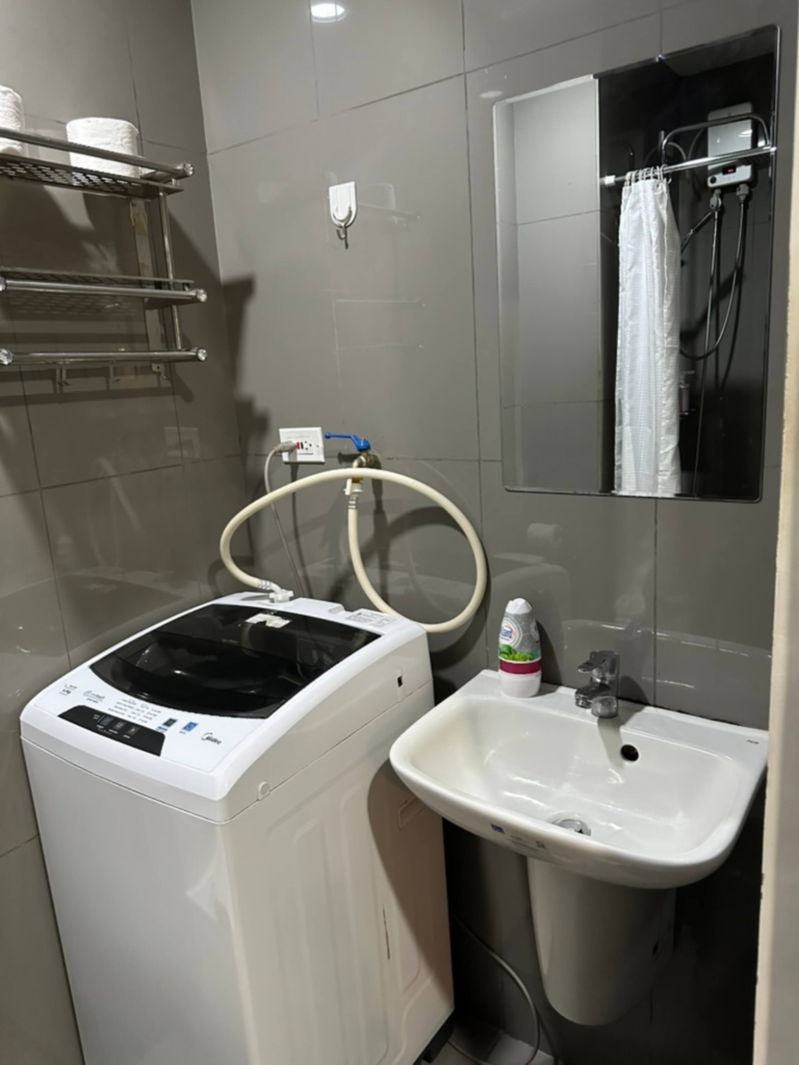 Air Residences, Ayala, Queen Bed