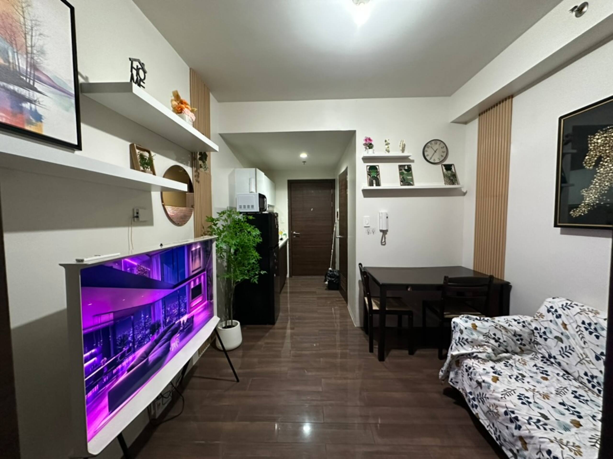 Air Residences, Ayala, Queen Bed