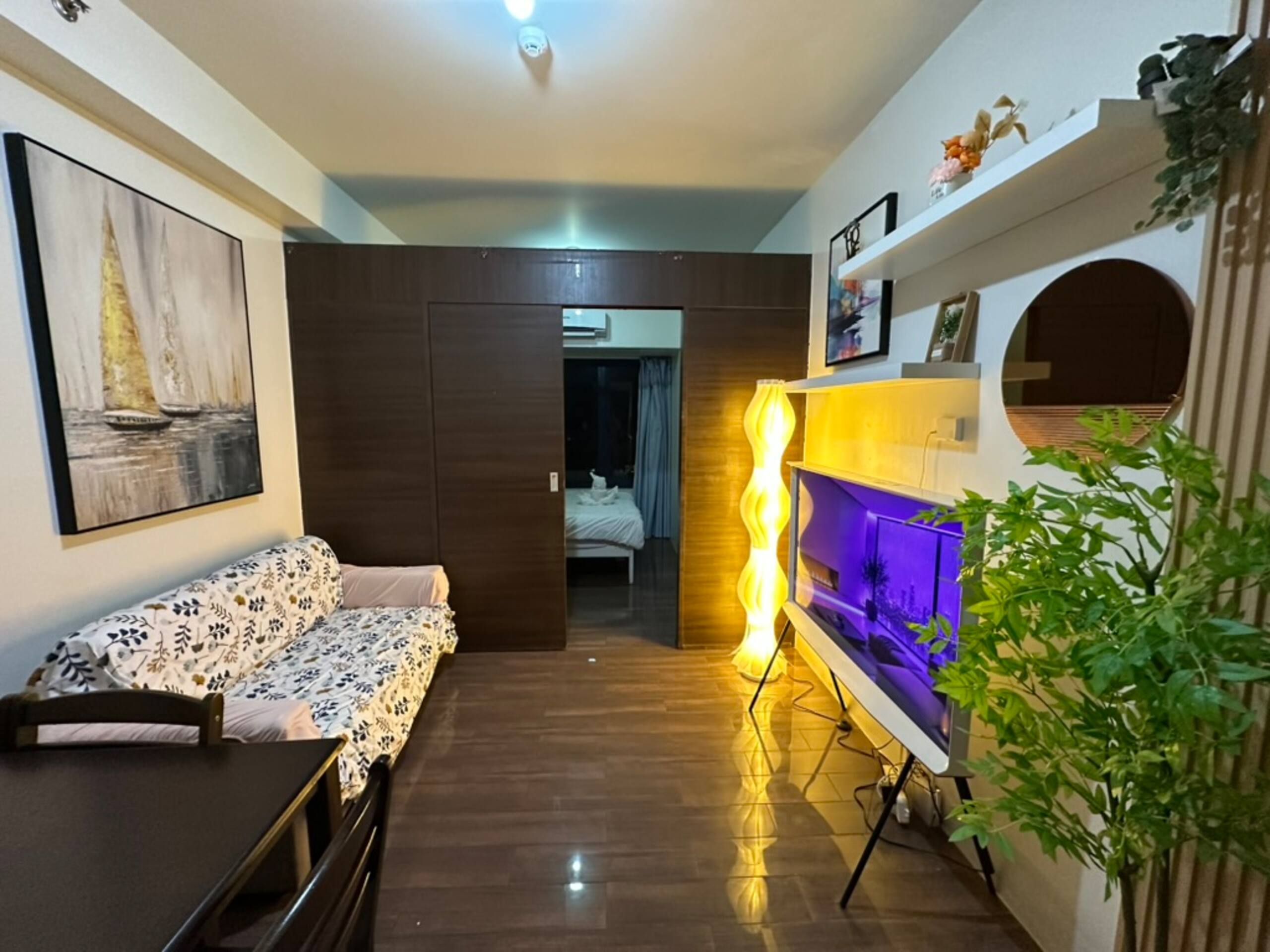 Air Residences, Ayala, Queen Bed